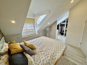 Photo 33- click for photo gallery